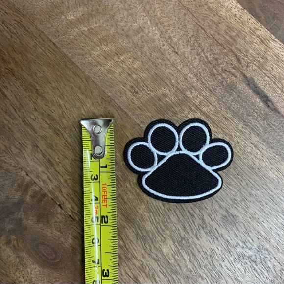 Dog paw iron on patch 🐾 - Picture 4 of 4